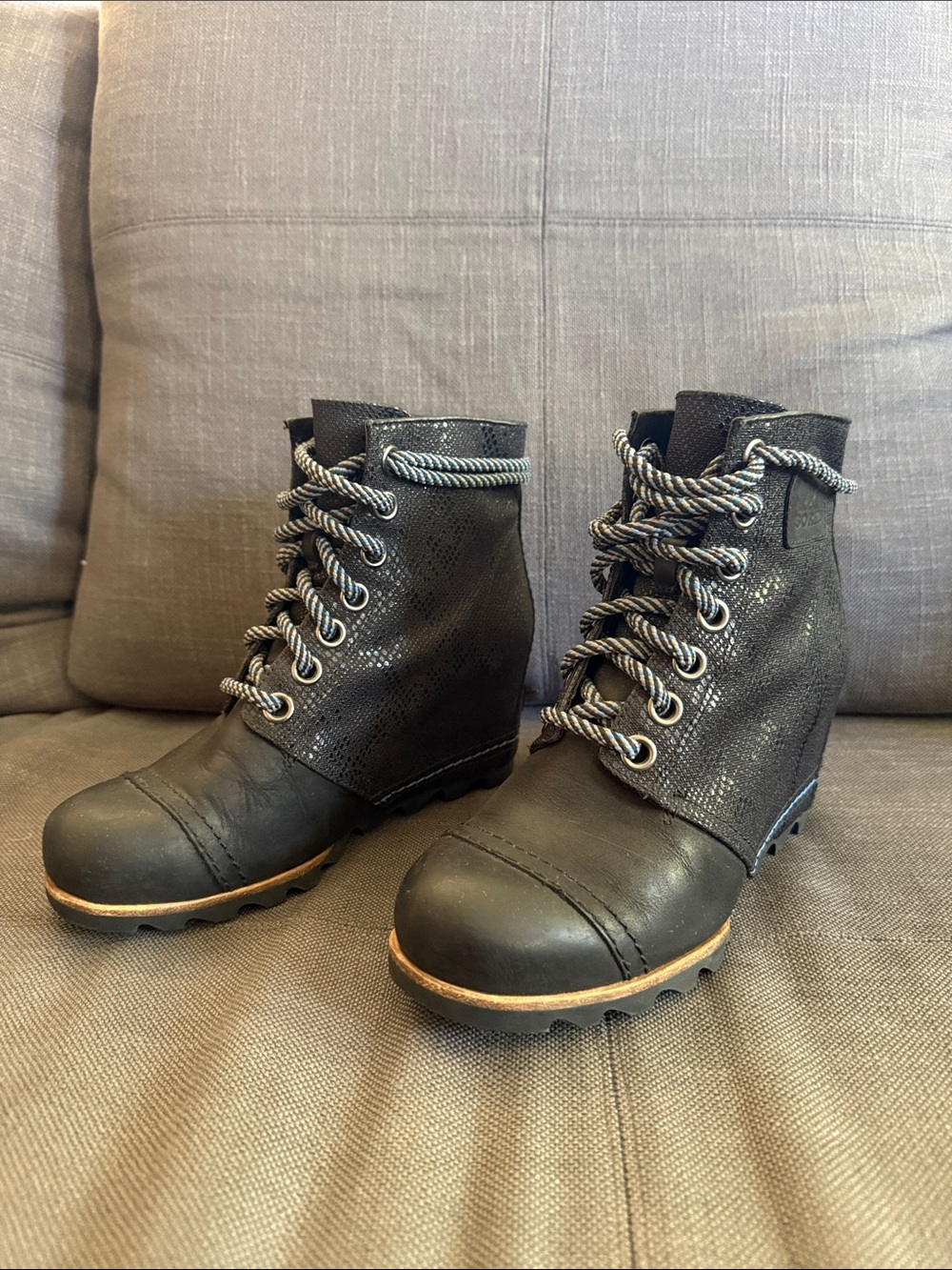 Sorel Black Lace-Up Wedge Ankle Boots